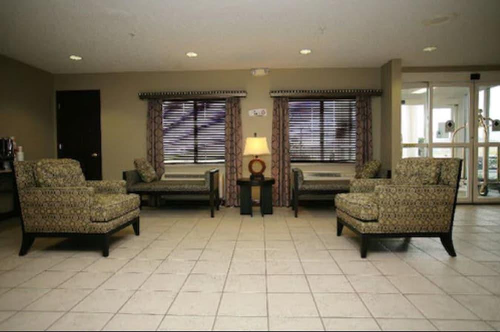 Baymont By Wyndham Hotel